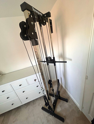 Strongway adjustable wall - strongway,